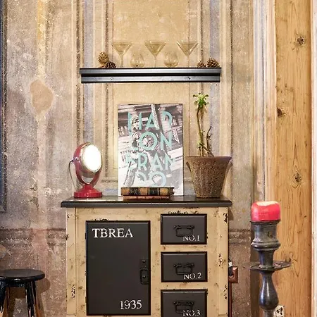19th Century Luxury Loft In Galata