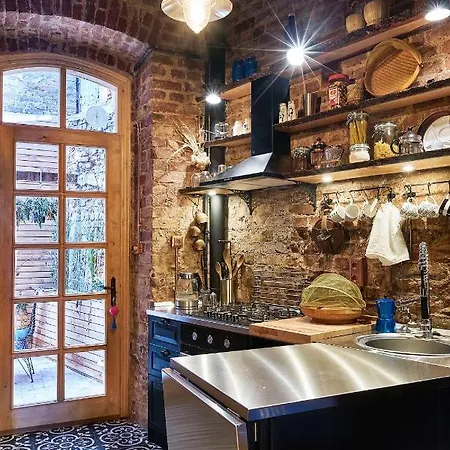 Апартаменты 19th Century Luxury Loft In Galata Стамбул